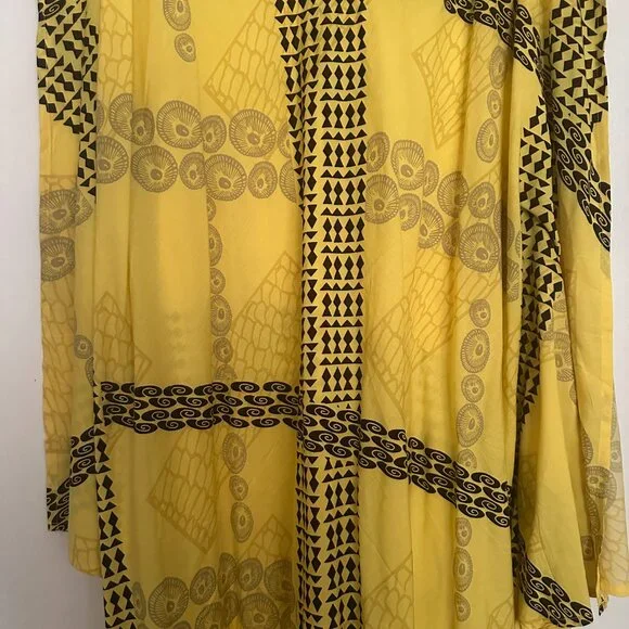Kamahoaliʻi Yellow and Black Dress - Picture 2 of 4